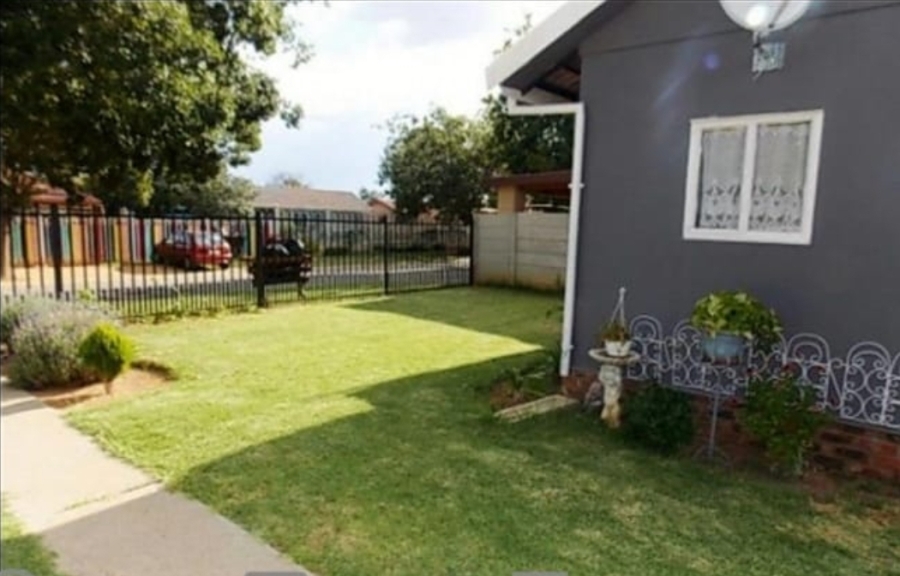 To Let 3 Bedroom Property for Rent in Riebeeckstad Free State